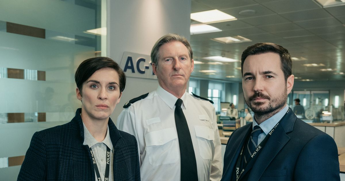 agoodwriteup, Jo Watson, Line of Duty, crossing the line, crossing the line of duty, Jed Mercurio, writer, writing, TV, social media, twitter